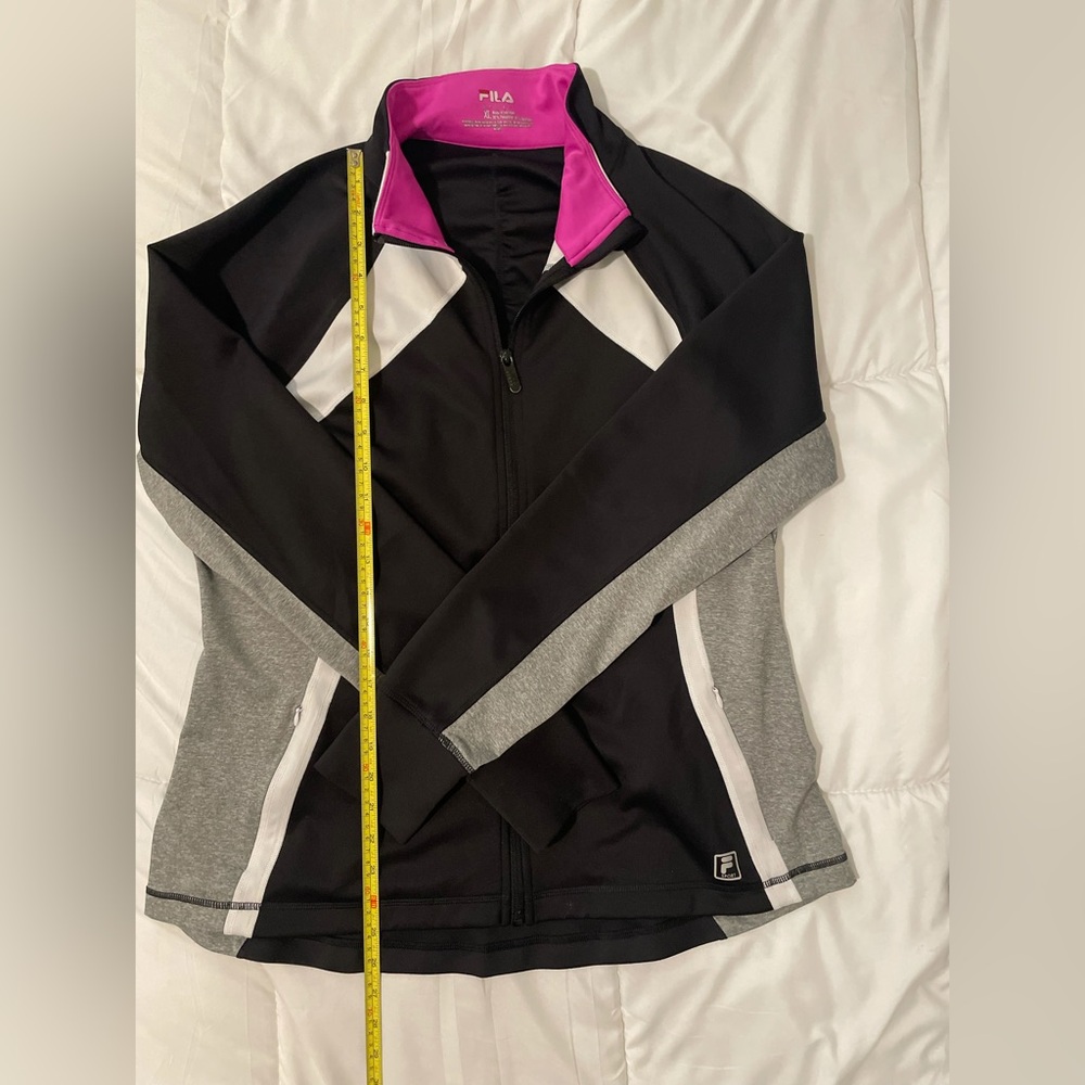 Fila Jacket & Pant set - Picture 9 of 14